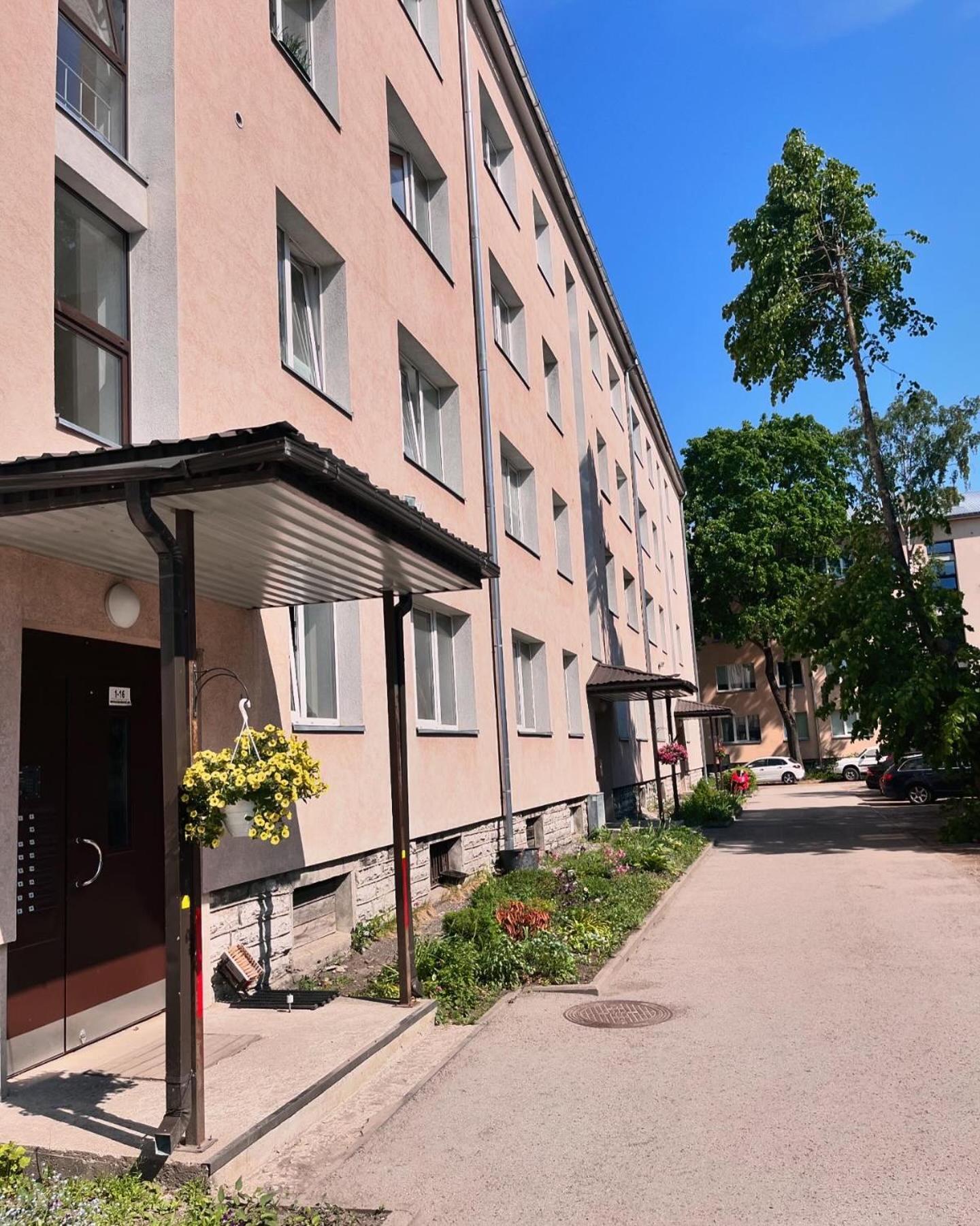 Tallinnhousing Studio For 4 With Free Parking Luaran gambar